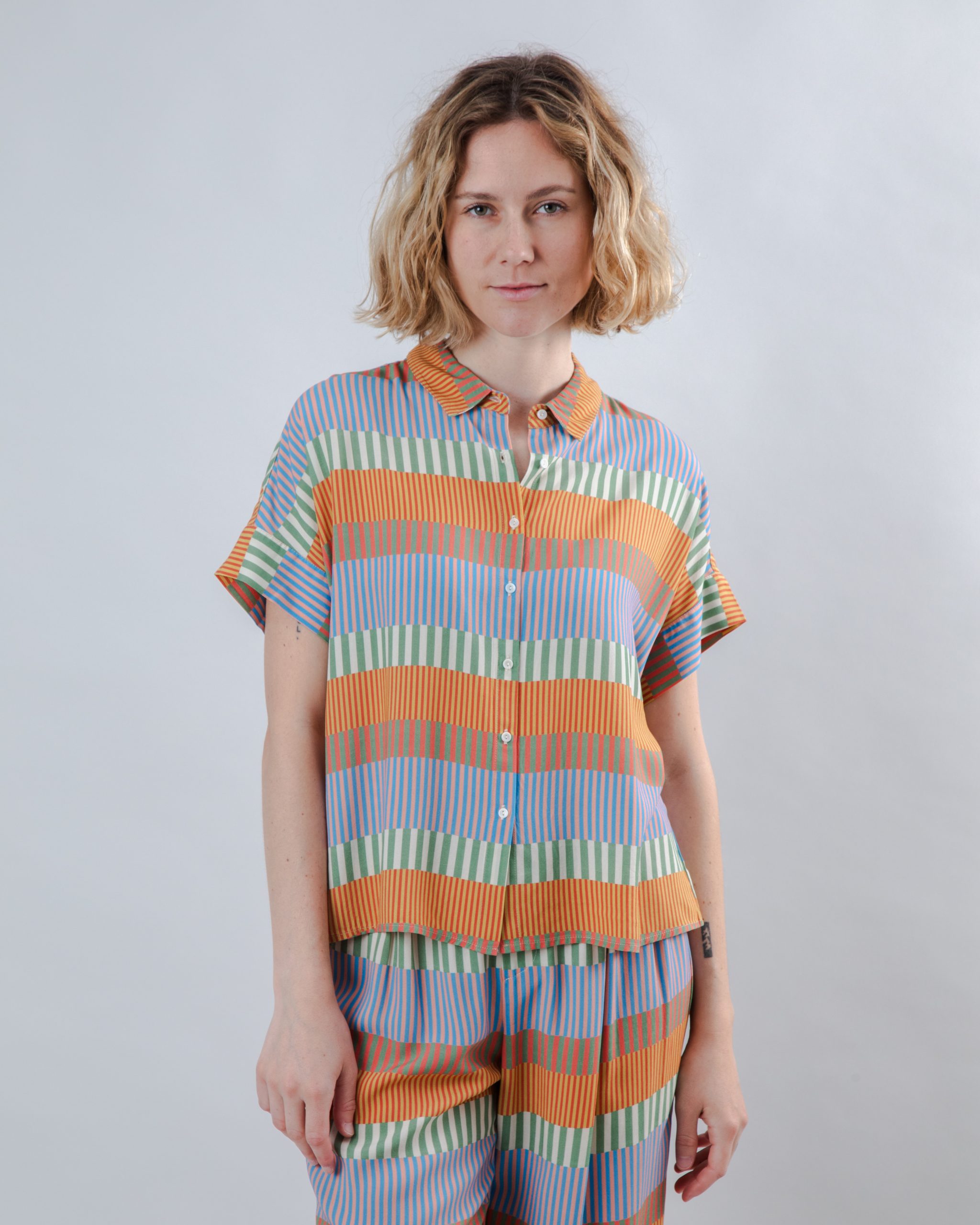 3855_image_4_5_front